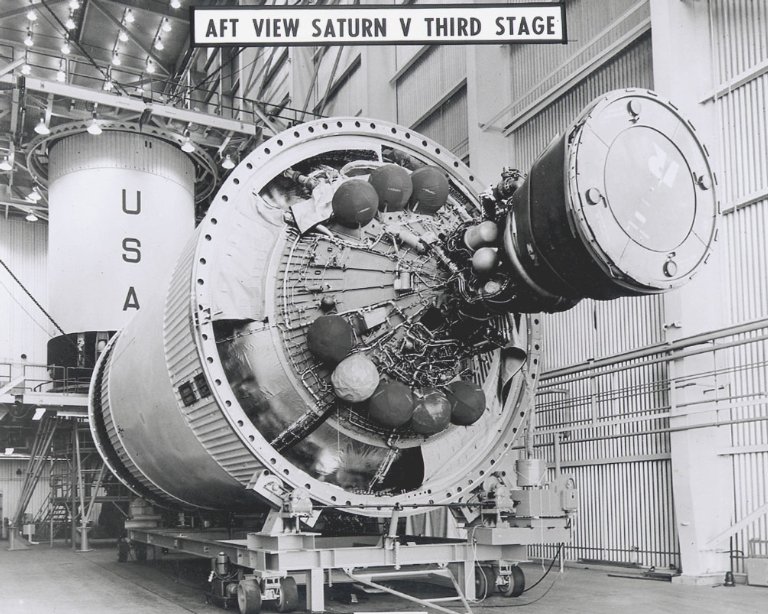 NASA picture MSFC-9903170 Saturn V S-IVB ambient helium spheres
